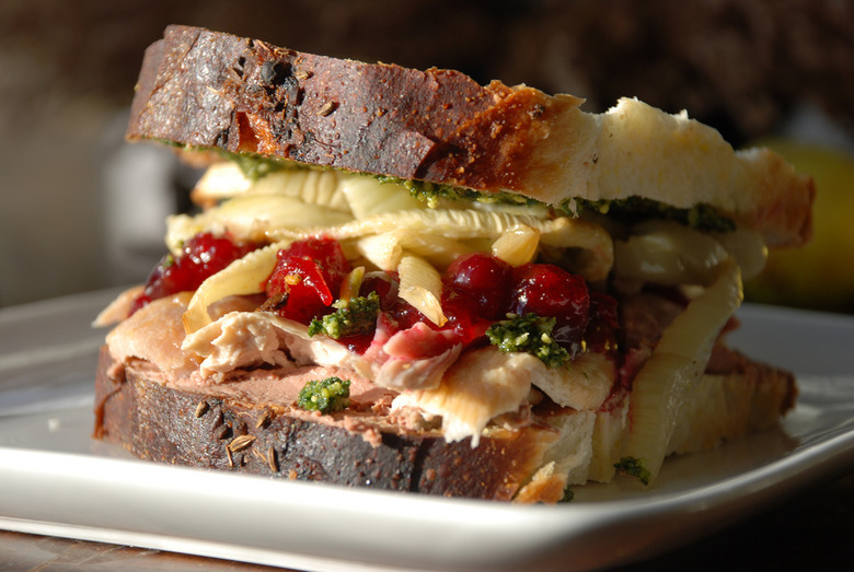 Fact: Thanksgiving leftovers are the best leftovers for sandwich-crafting.