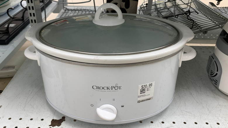 Crock Pot for sale on a secondhand store shelf
