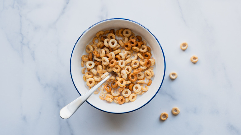 Generic bowl of cereal