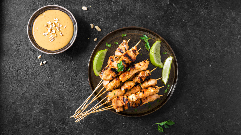 Chicken satay skewers with peanut sauce