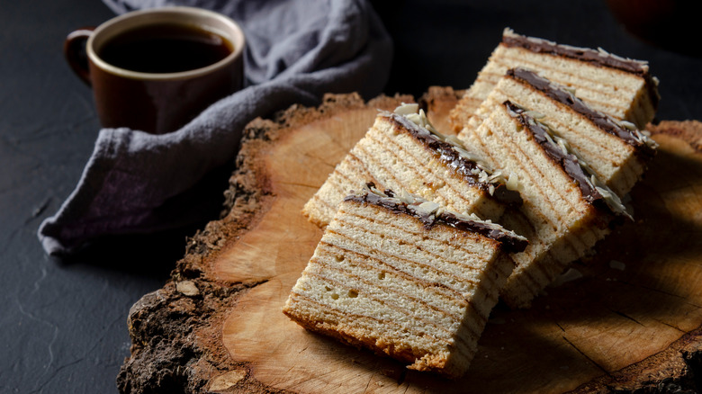 baumkuchen on log slice