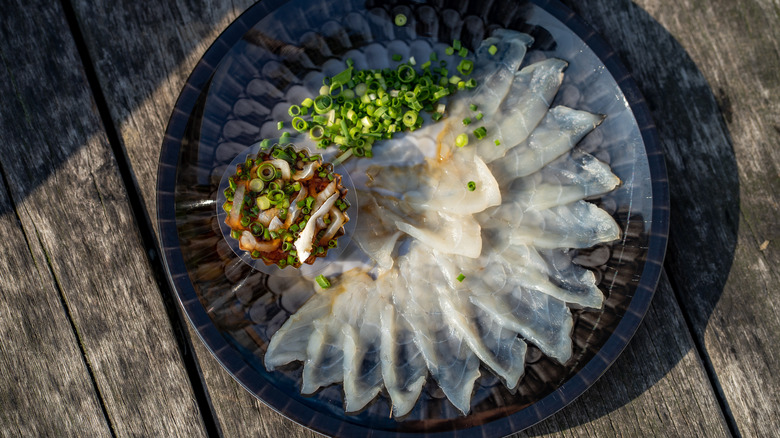 thinly sliced fugu