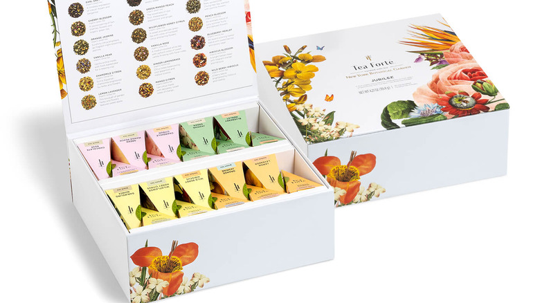 Tea Forte tea chest jubilee