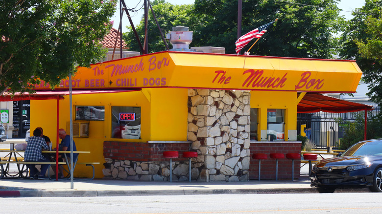 munch box restaurant facade photographed