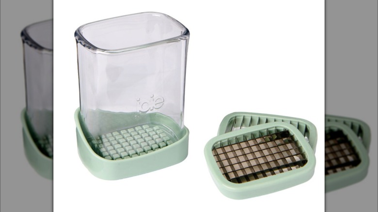 The Aldi fresh chopper.