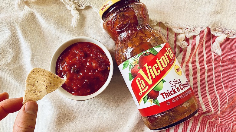 La Victoria Thick'n Chunky Medium Salsa