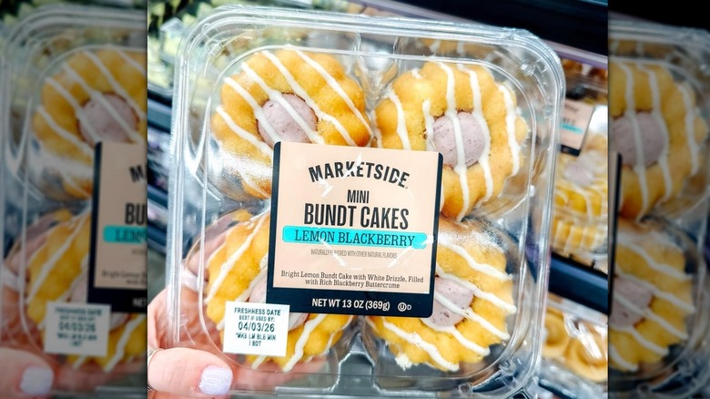 Package of Marketside Mini Lemon Blackberry Bundt Cakes