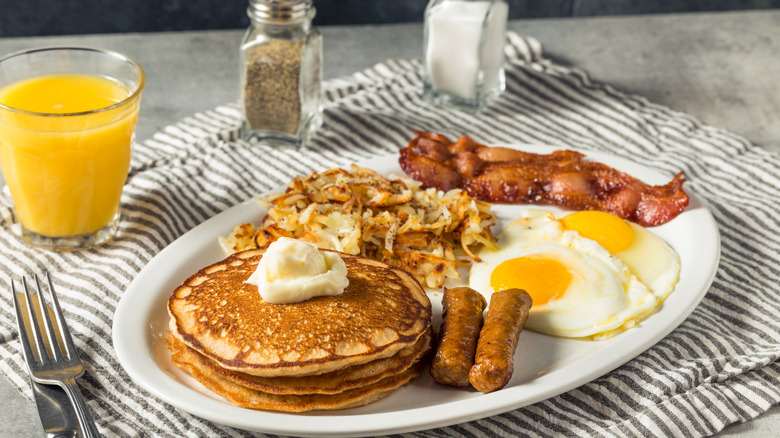 classic American breakfast served on plate
