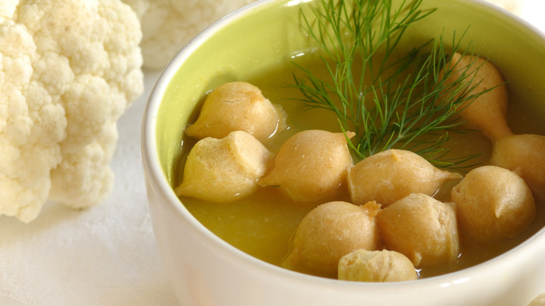 puff pastry croutons in cauliflower soup