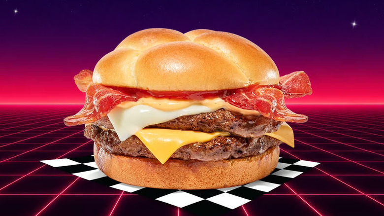 A Checkers and Rally's Cheesy '80s Bacon Buford against a retro '80s backdrop.