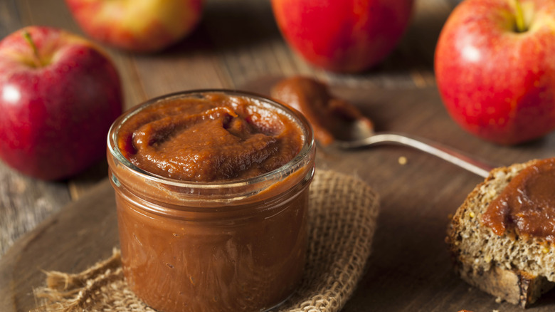homemade sweet apple butter