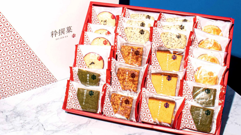 Bokksu Nakajima Taishodo Gift Box