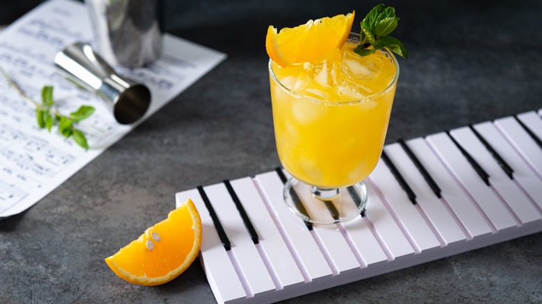 screwdriver cocktail