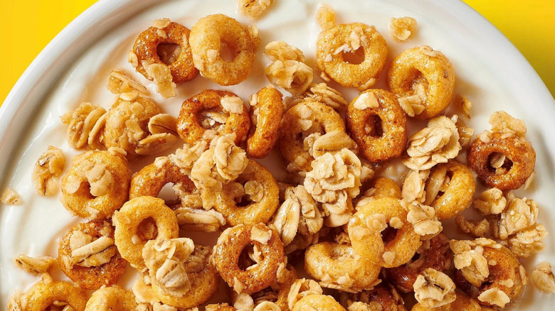 A bowl of Cheerios Granola.