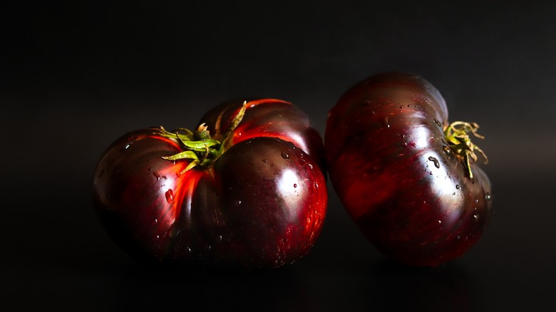 black krim tomatoes 