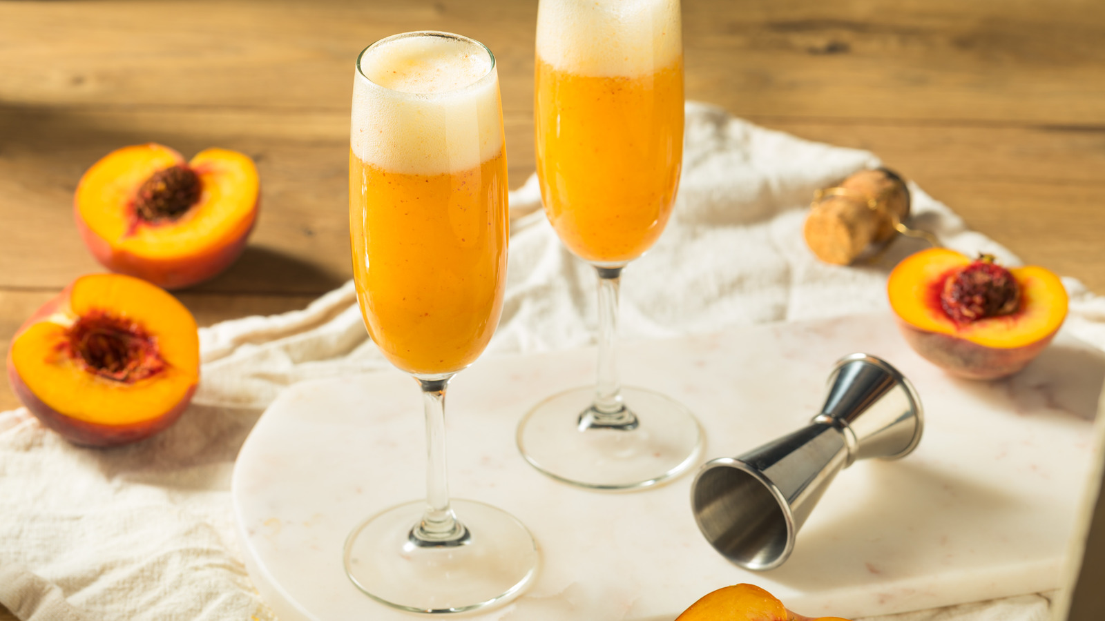 The Best Type Of Champagne To Use For Bellinis