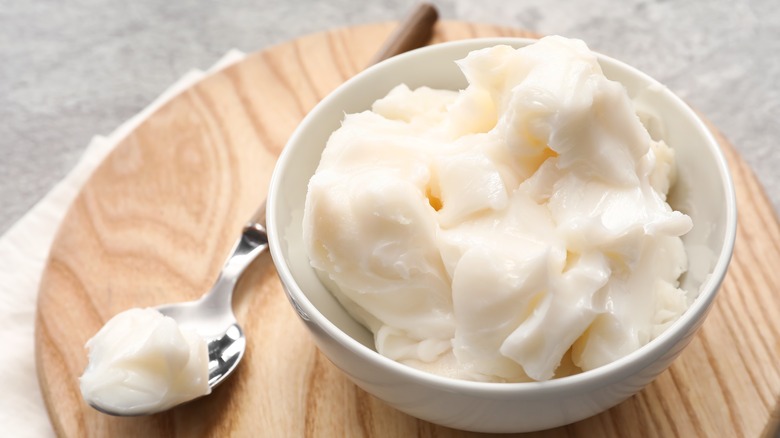 Bowl and spoon of lard