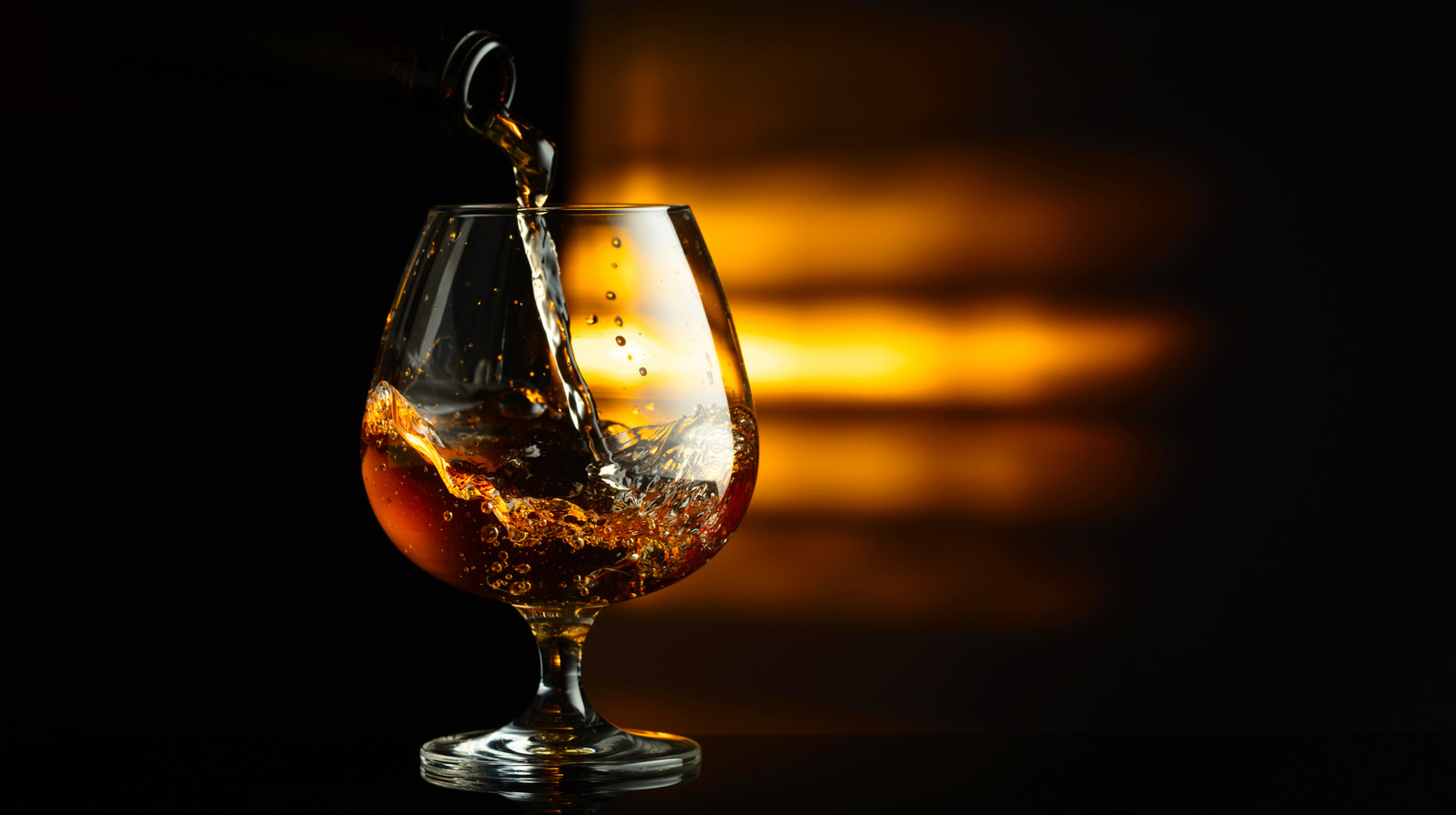 <a href="https://www.foodrepublic.com/1740371/budget-friendly-cognac-try/" target="_blank">The Budget-Friendly Cognac Style You Need To Try</a>