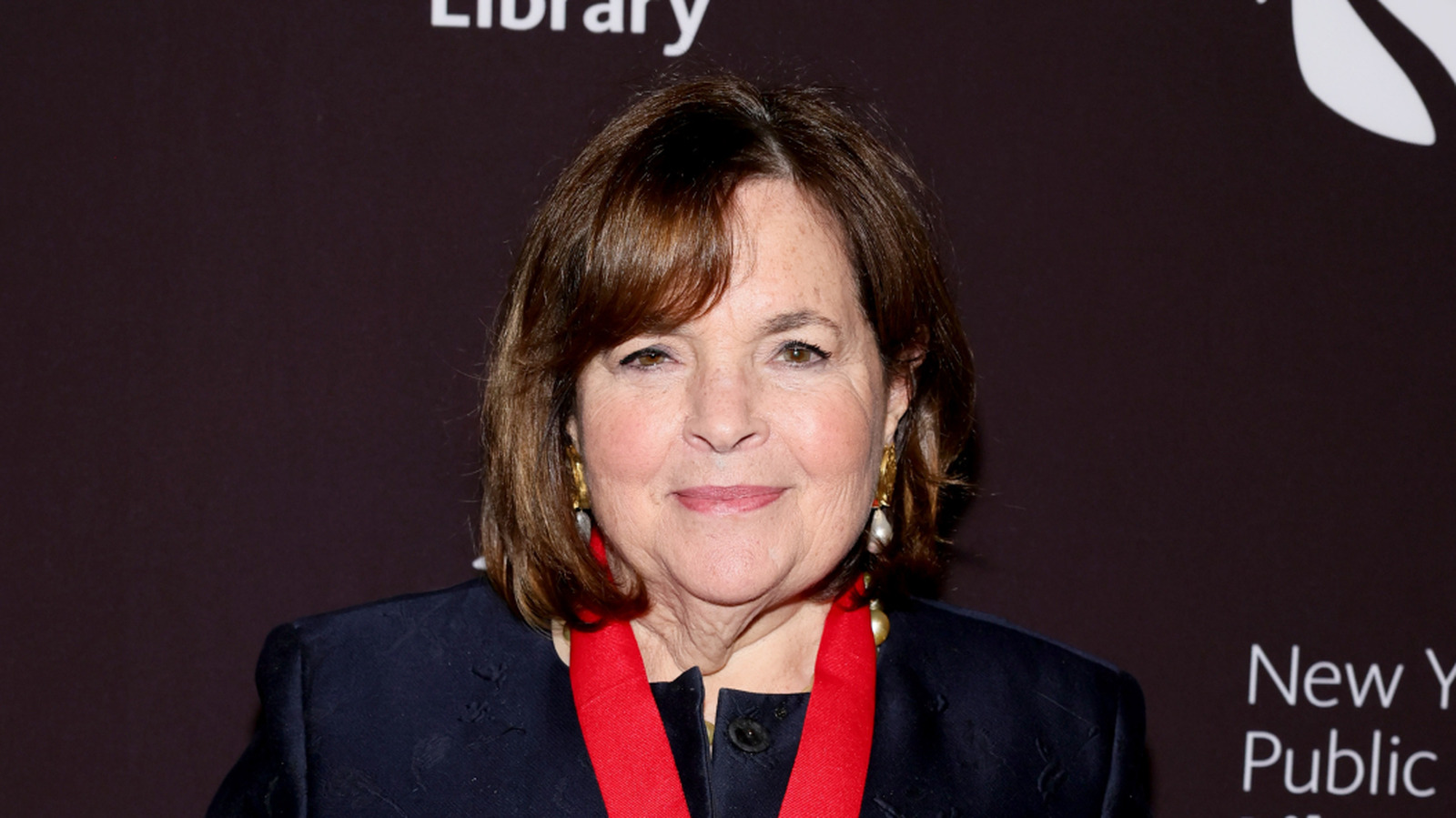 <a href="https://www.foodrepublic.com/1955450/ina-garten-canned-tomato-variety-san-marzano/" target="_blank">The Canned Tomato Variety Ina Garten Always Keeps On Hand</a>