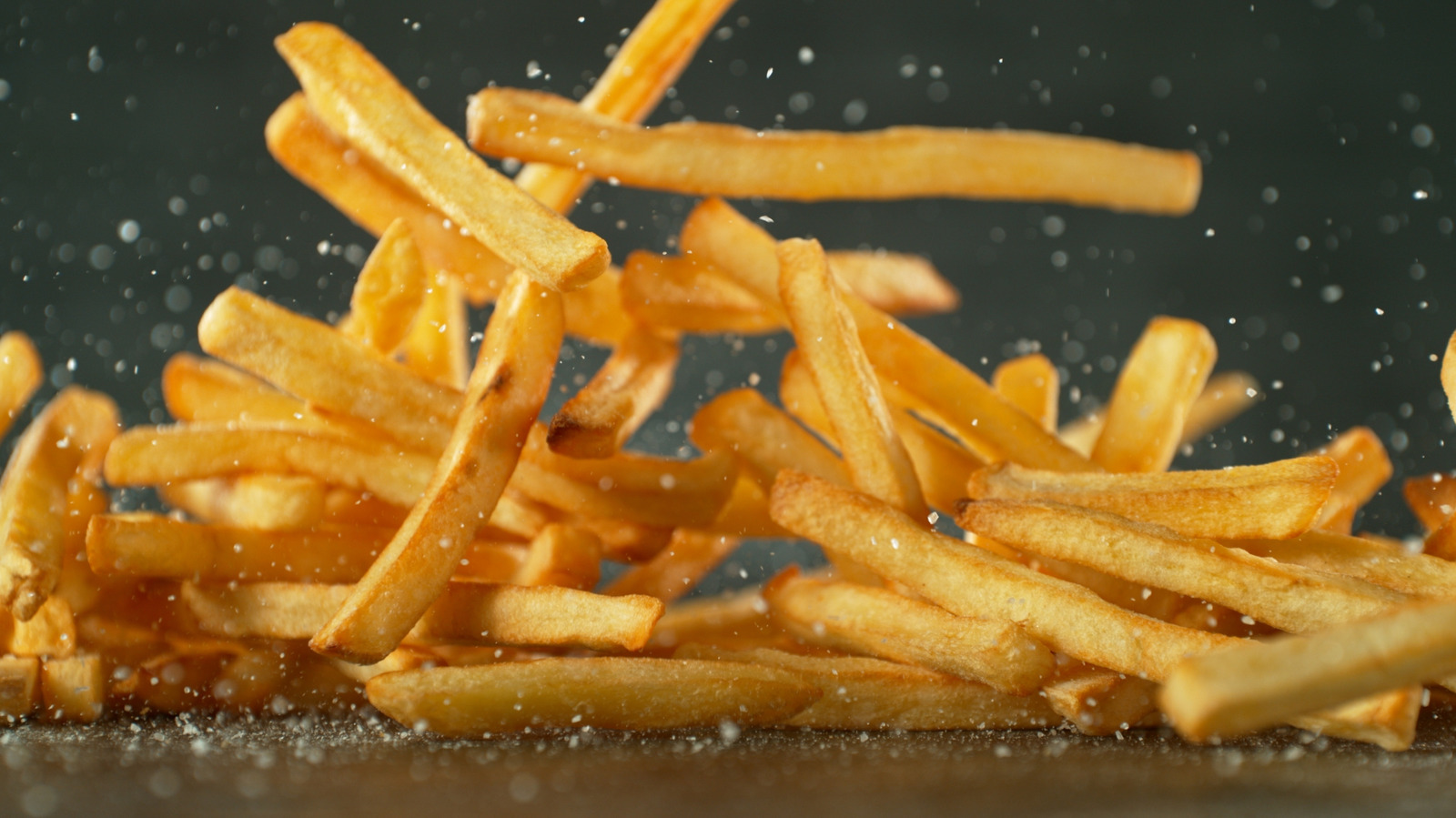 <a href="https://www.foodrepublic.com/1809463/citrus-upgrade-frozen-fries/" target="_blank">The Citrusy Secret To Making Your Frozen Fries Taste Like Heaven</a>