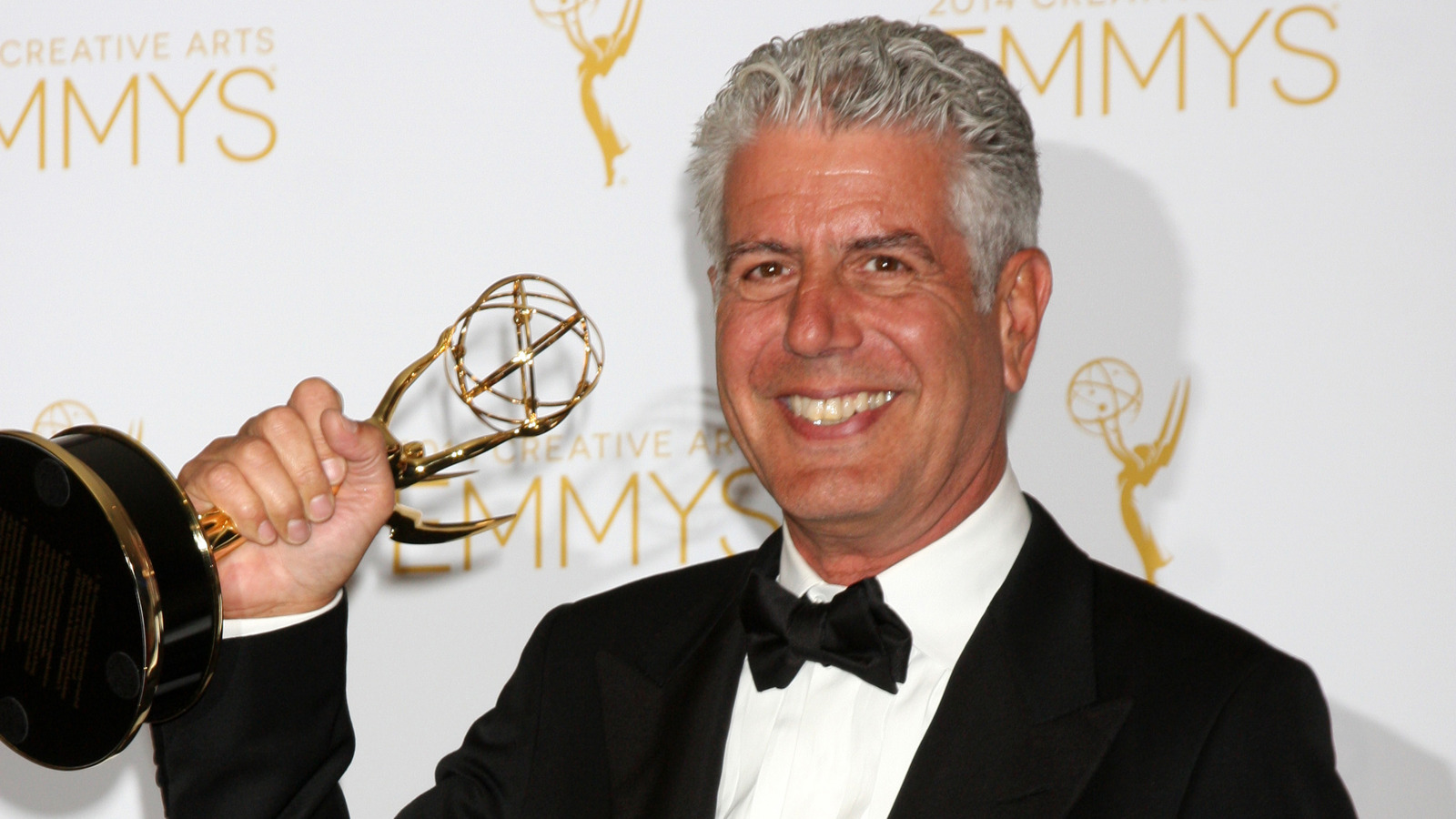<a href="https://www.foodrepublic.com/1961631/three-ingredient-cocktail-anthony-bourdain-loved-caipirinha/" target="_blank">The Classic 3-Ingredient Brazilian Cocktail Anthony Bourdain Loved ‘The Pants Off’ Of</a>