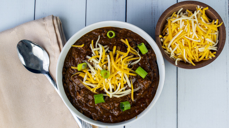 Bowl of Texas chili with cheese