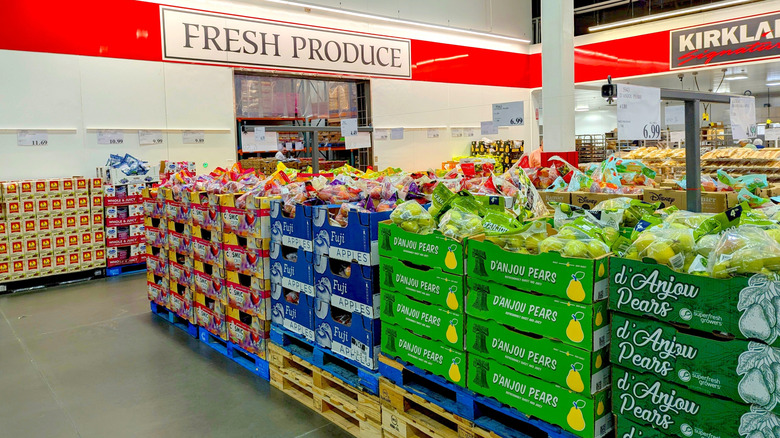 Costco produce section