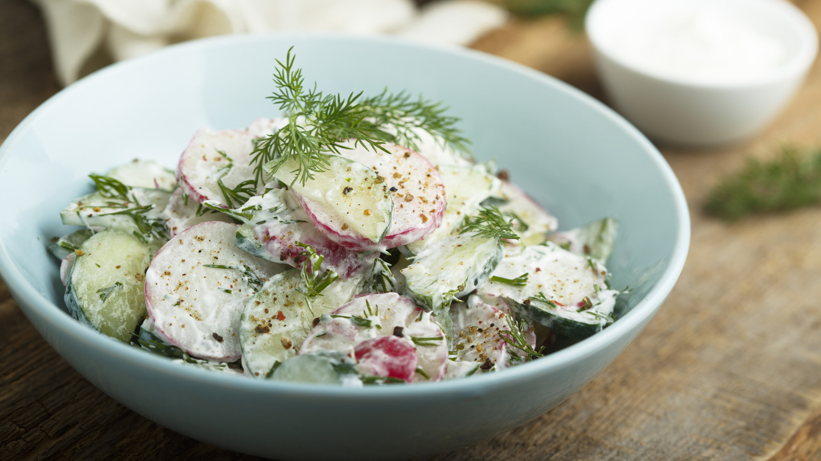 <a href="https://www.foodrepublic.com/1952947/cucumber-salad-high-protein-ingredient-swap/" target="_blank">The Creamy High-Protein Swap Your Cucumber Salad Needs</a>