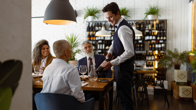 server with restaurant customers