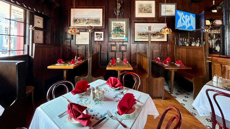 The DC Tavern That's Known For Its Political Tales