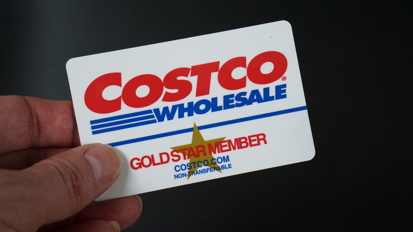 <a href="https://www.foodrepublic.com/1809747/costco-us-vs-uk-difference/" target="_blank">The Difference Between Costco US And UK (Which One Reigns Supreme?)</a>