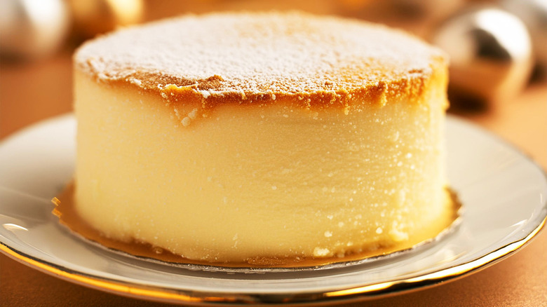 undecorated cake