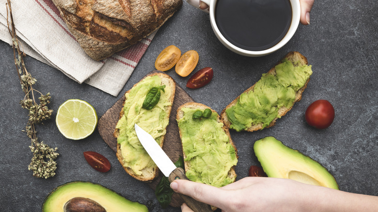 avocado toast ingredients