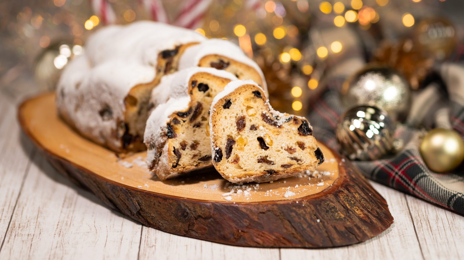 <a href="https://www.foodrepublic.com/1722008/history-traditional-christmas-stollen/" target="_blank">The Fascinating History Of Traditional Christmas Stollen</a>