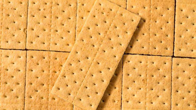 An image of Graham Crackers.
