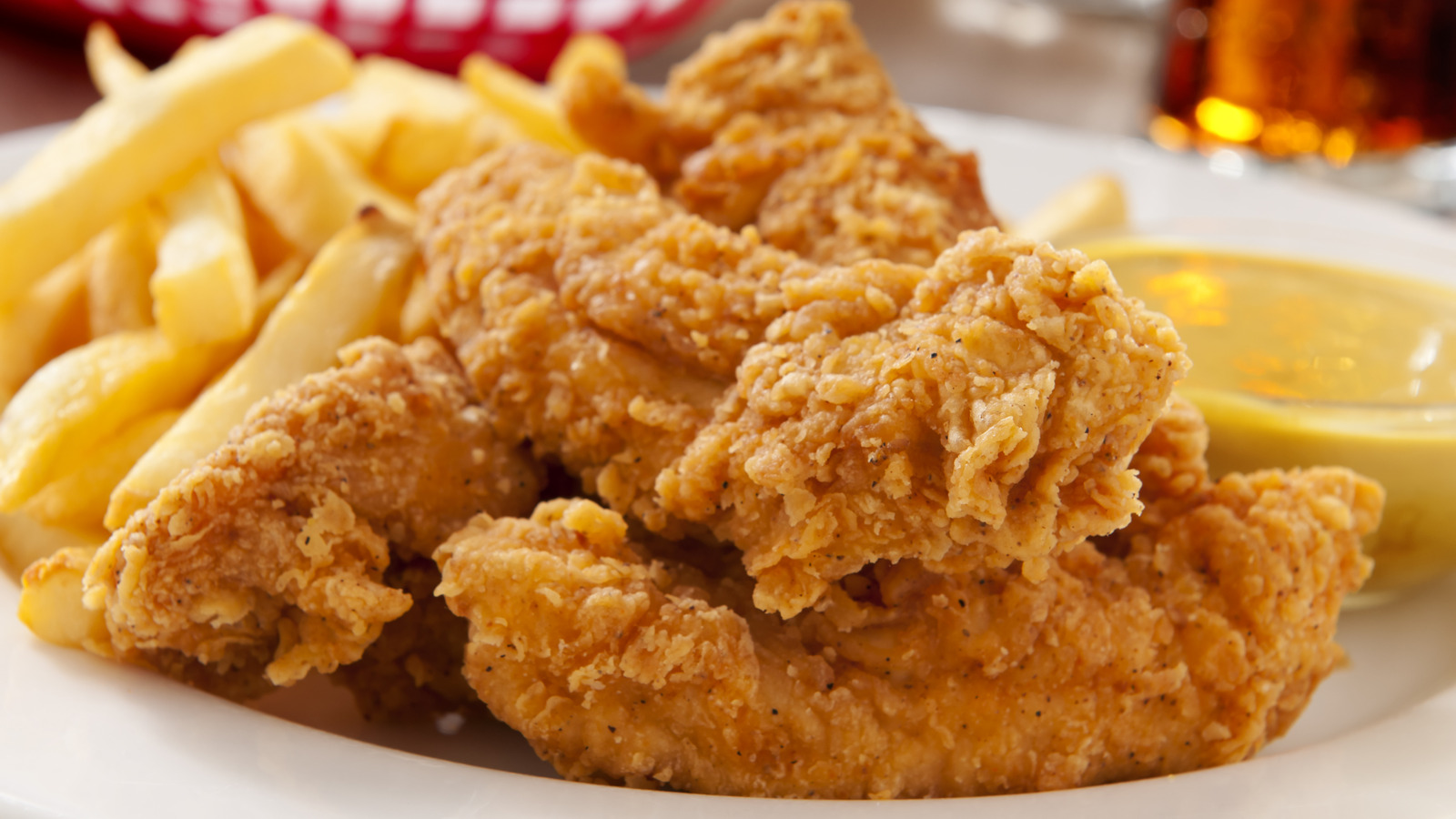 <a href="https://www.foodrepublic.com/1957796/fast-food-fried-chicken-chain-bone-in-bojangles/" target="_blank">The Fast Food Fried Chicken Chain That Doesn’t Always Sell Bone-In Options</a>