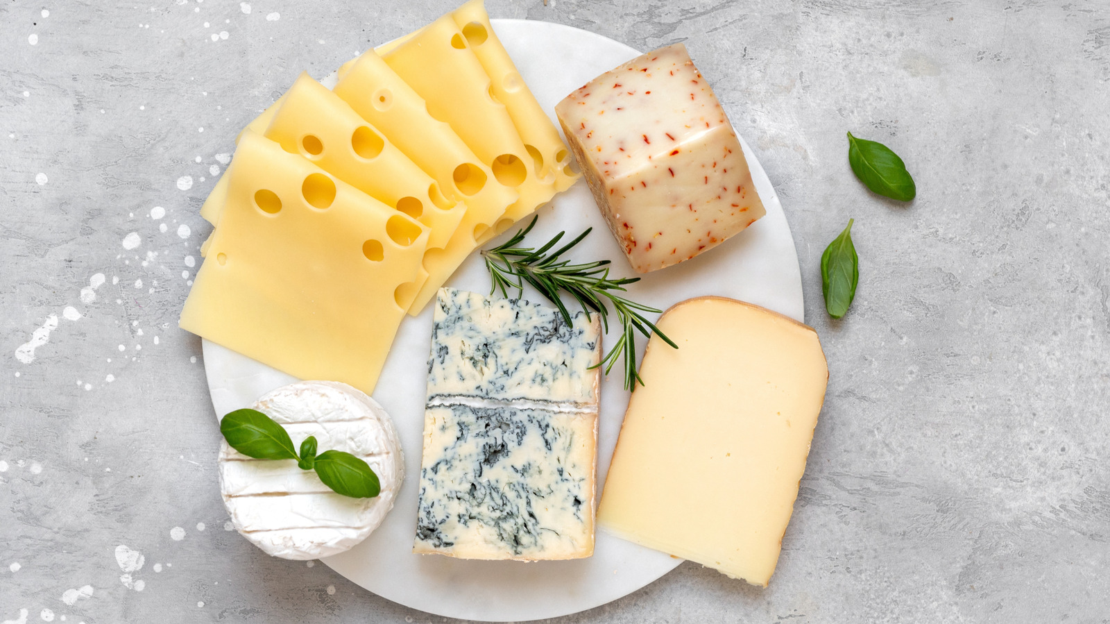 <a href="https://www.foodrepublic.com/1932905/first-cheese-national-ads-campaign-classic-boursin/" target="_blank">The First Cheese To Be Featured In A National Ad Campaign Was A French Classic</a>