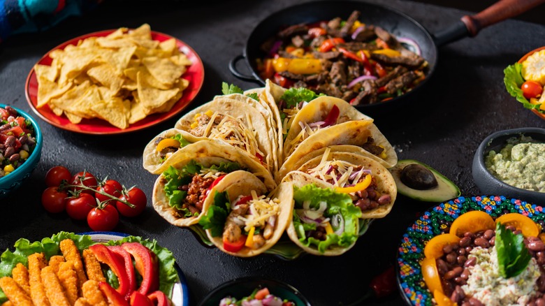 Tex-Mex dishes including nachos and fajitas