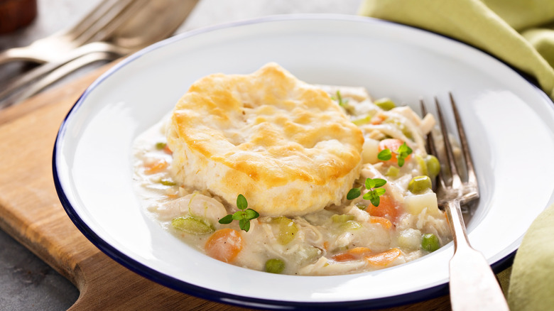biscuit chicken pot pie