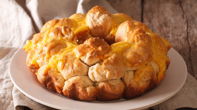 cheesy monkey bread