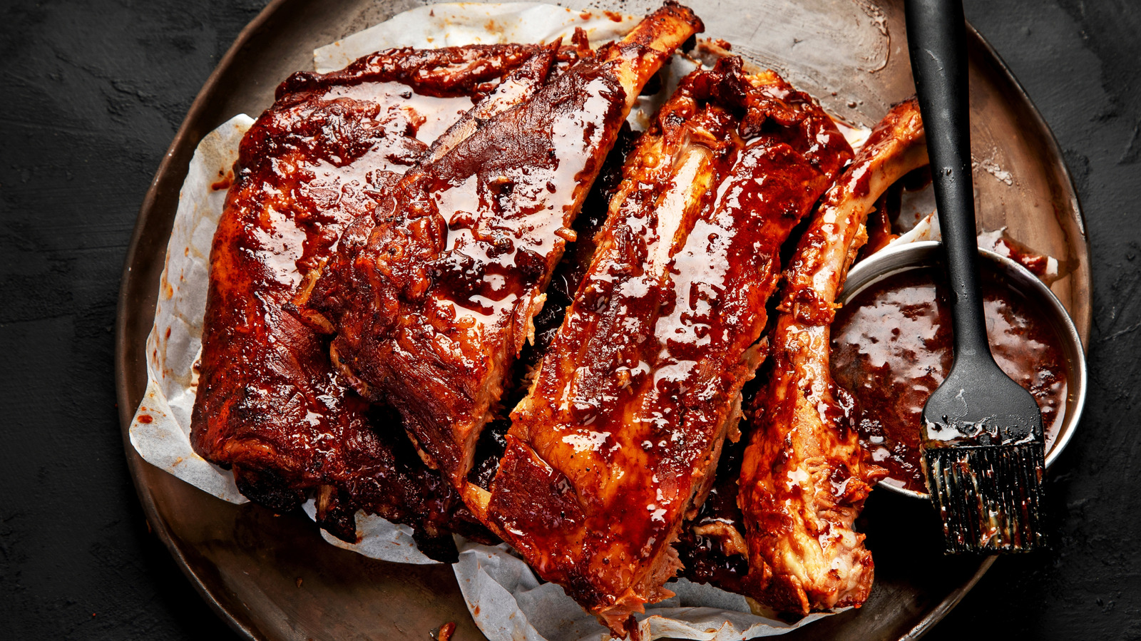 <a href="https://www.foodrepublic.com/1762973/add-jam-flavor-bbq-sauce/" target="_blank">The Fruity Addition That Adds A New Flavor Component To BBQ Sauce</a>