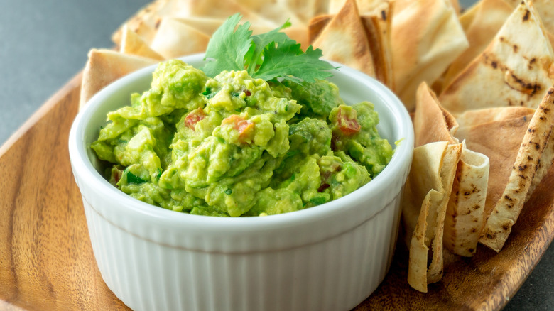 Bowl of guacamole