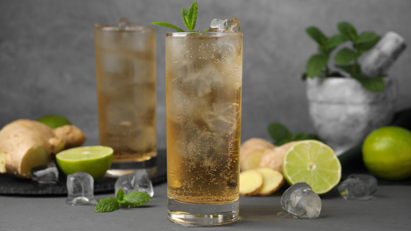 <a href="https://www.foodrepublic.com/1998367/ginger-ale-brand-sued-not-use-real-ginger/" target="_blank">The Ginger-Ale Brand That Was Sued For Not Using ‘Real Ginger’</a>