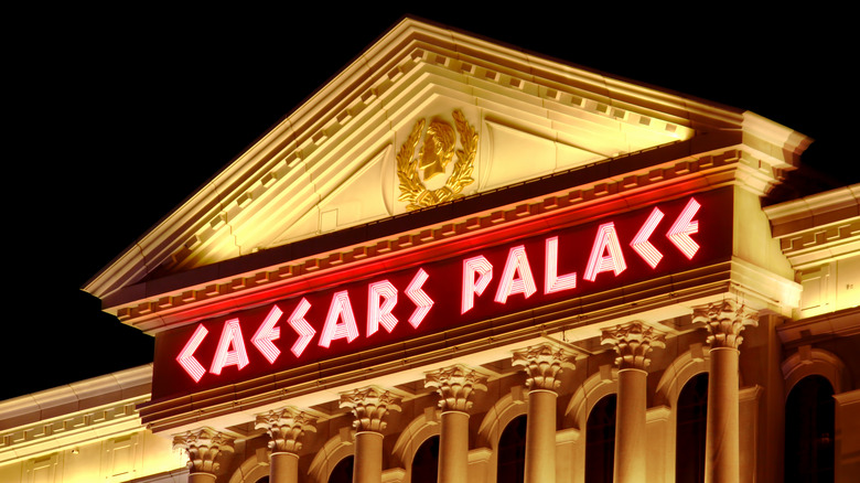 caesar's palace exterior sign