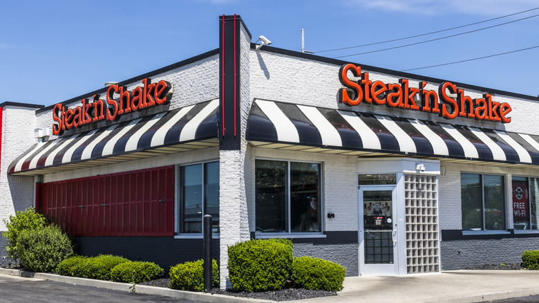 Steak 'n Shake exterior
