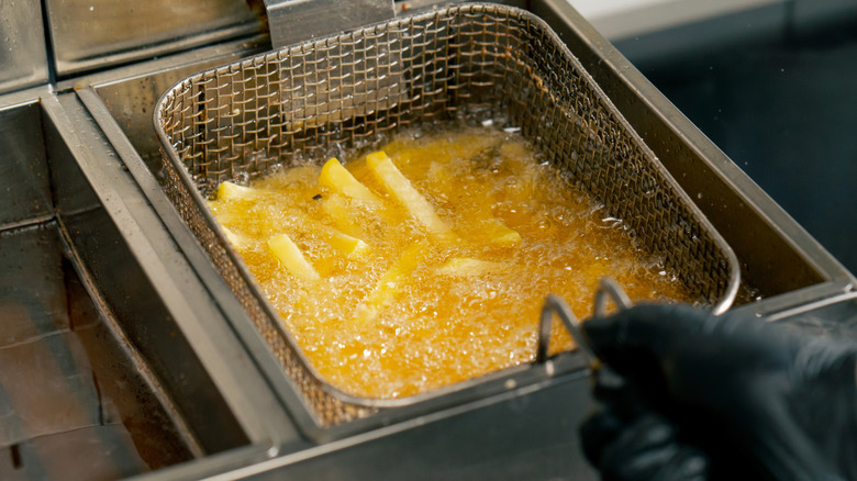 frying french fries