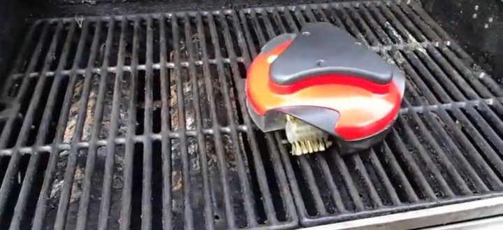 https://www.foodrepublic.com/img/gallery/the-grillbot-is-what-it-sounds-like-a-grill-cleaning-robot/intro-import.jpg