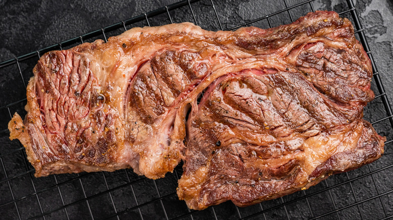 A cooked chuck eye steak