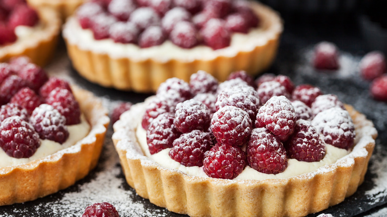Raspberry tarts