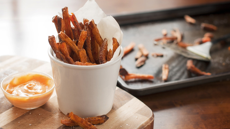 sweet potato fries with baking pan
